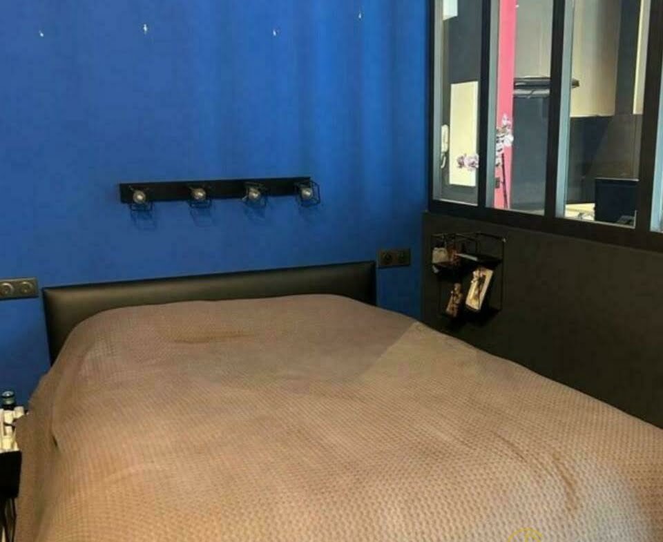 960