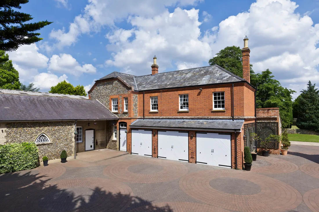 Country House in Thurston, England, United Kingdom