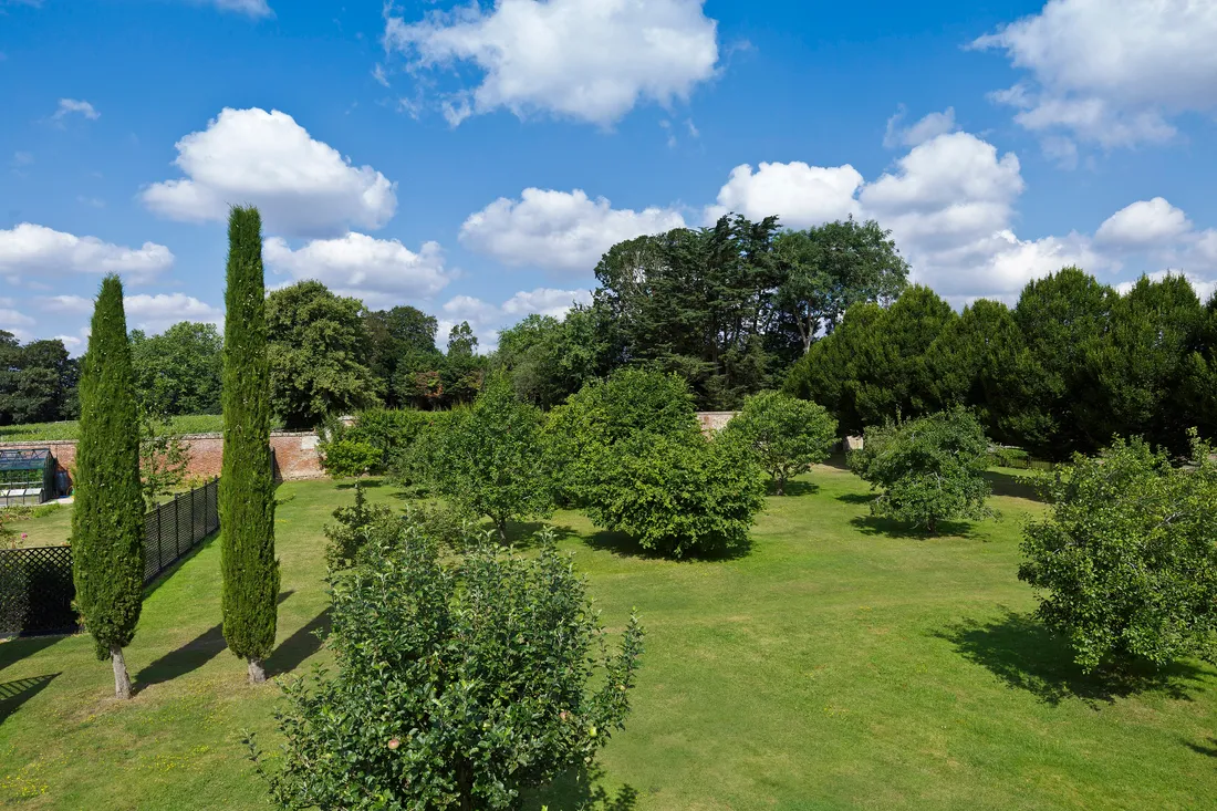 Country House in Thurston, England, United Kingdom