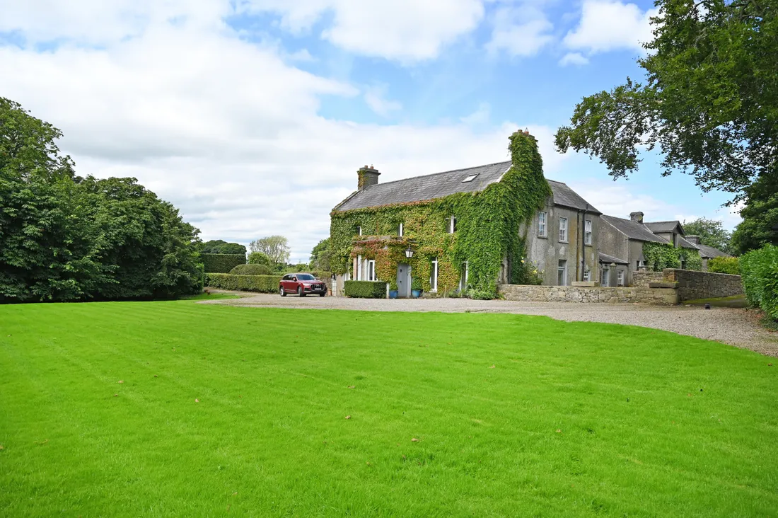 Farm Ranch in Tara, County Meath, Ireland