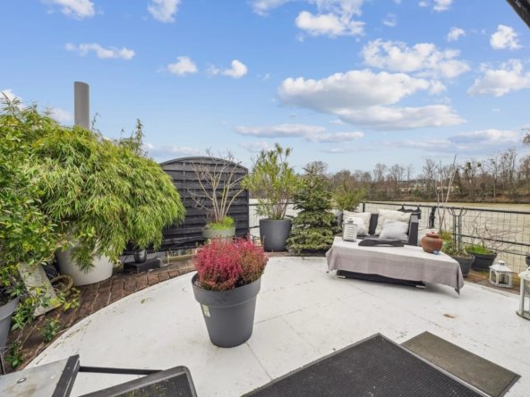 Apartment in Boulogne-Billancourt, Île-de-France, France