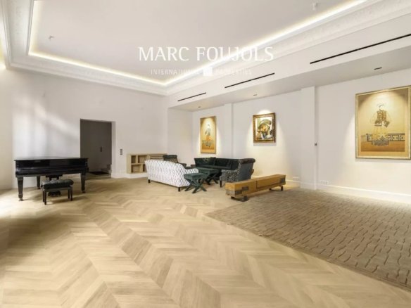 Apartment in Paris, Île-de-France, France