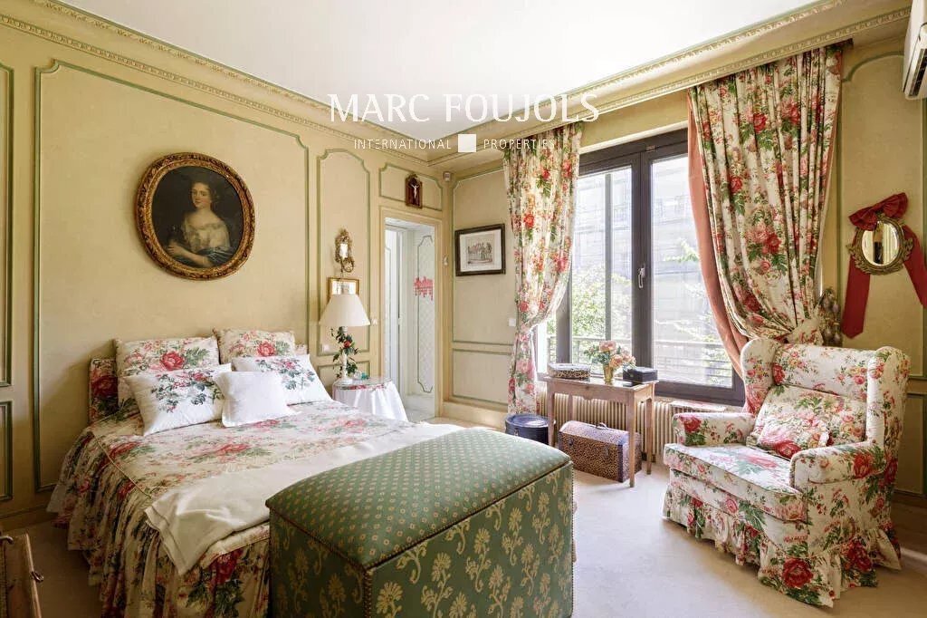 Apartment in Paris, Île-de-France, France