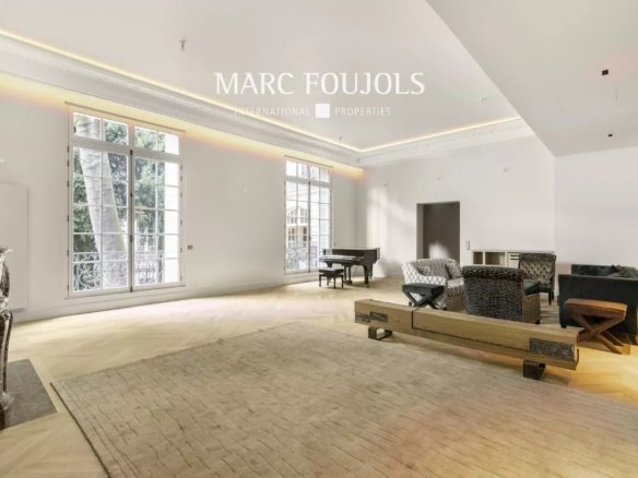Apartment in Paris, Île-de-France, France