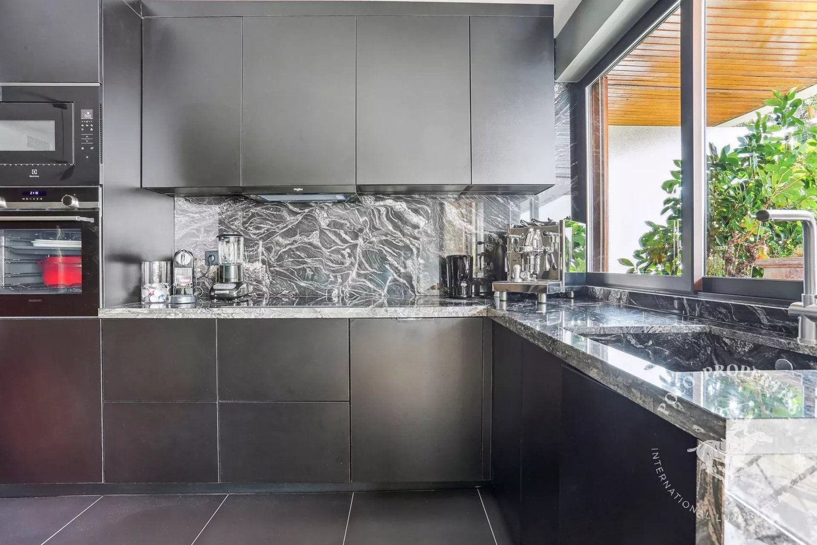 Apartment in Saint-Cloud, Île-de-France, France