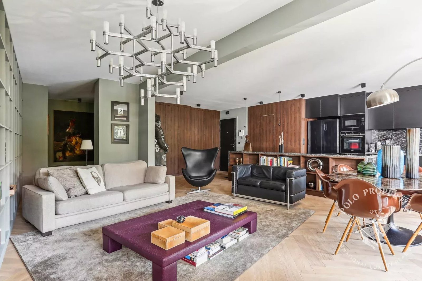 Apartment in Saint-Cloud, Île-de-France, France