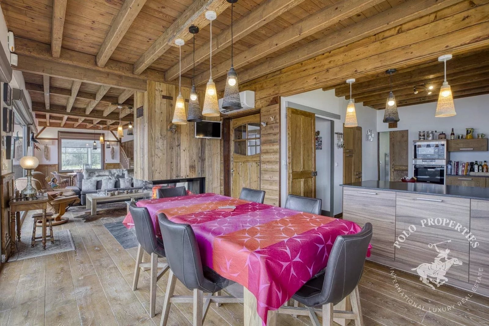Apartment in Sévrier, Auvergne-Rhône-Alpes, France