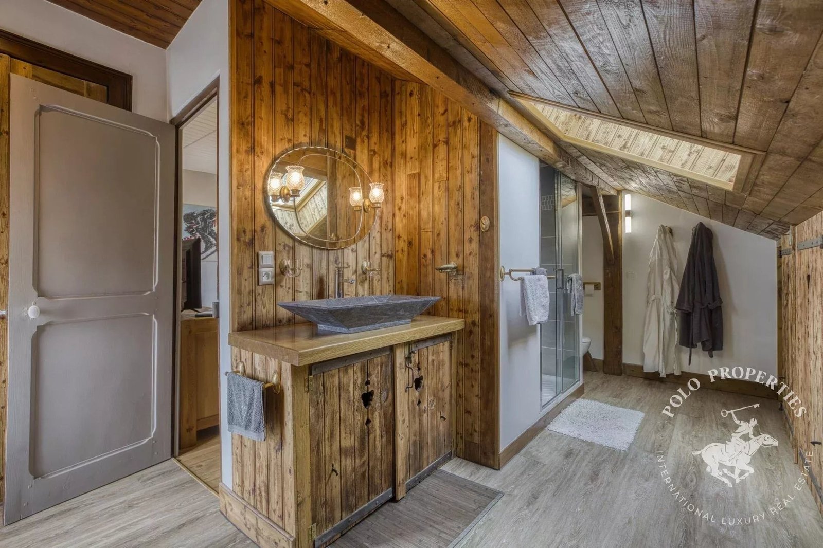 Apartment in Sévrier, Auvergne-Rhône-Alpes, France