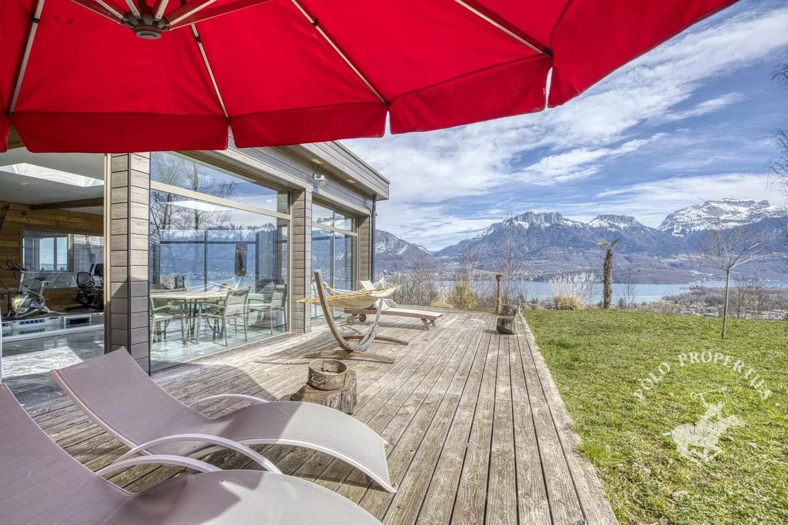 Apartment in Sévrier, Auvergne-Rhône-Alpes, France
