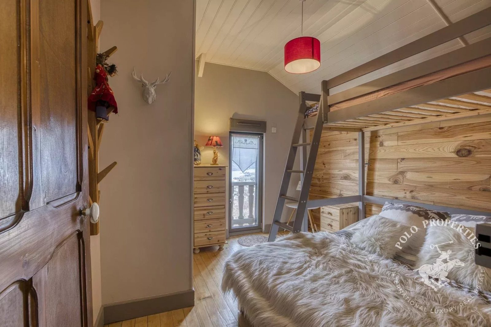 Apartment in Sévrier, Auvergne-Rhône-Alpes, France