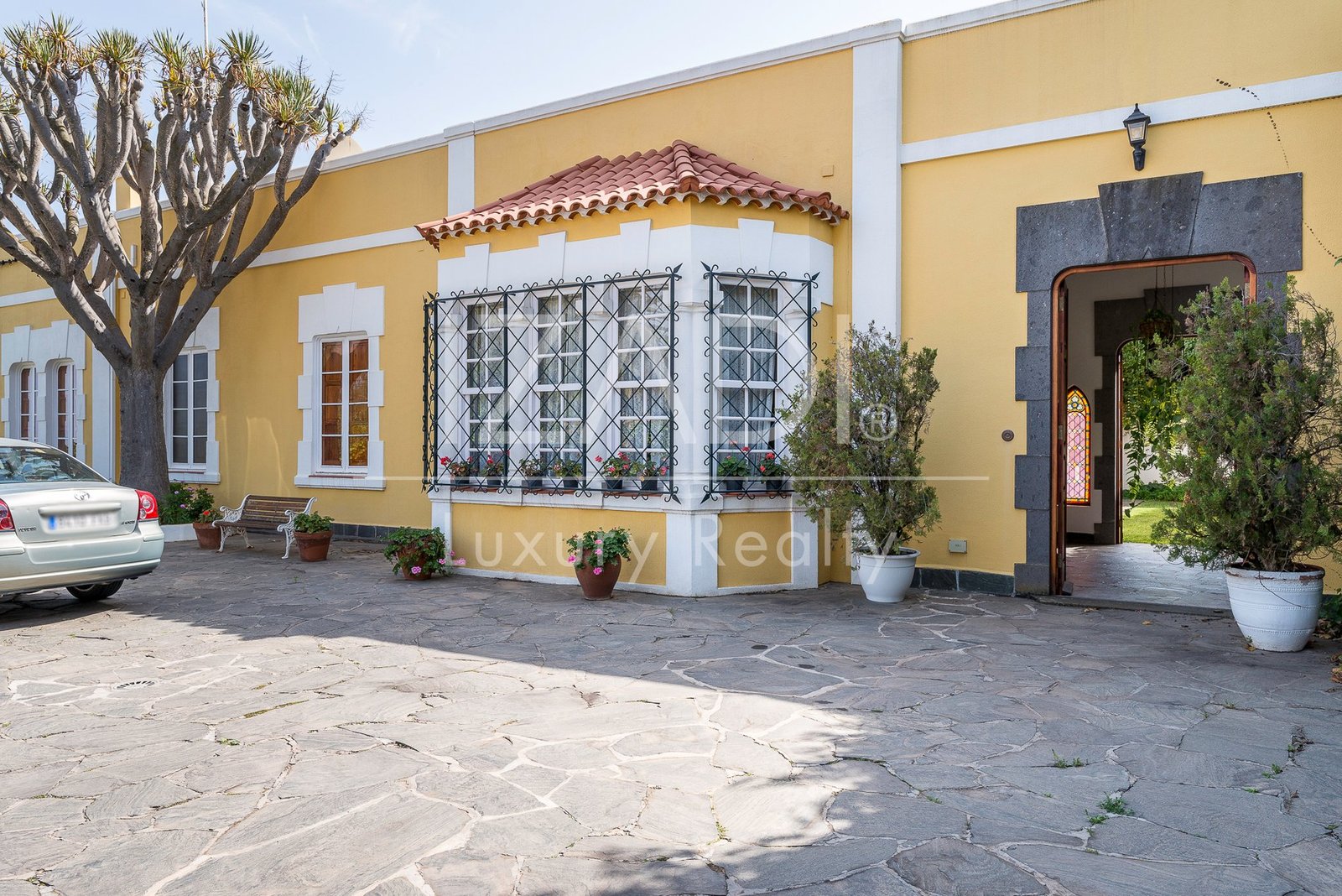 Chalet in Tafira Alta, Canary Islands, Spain