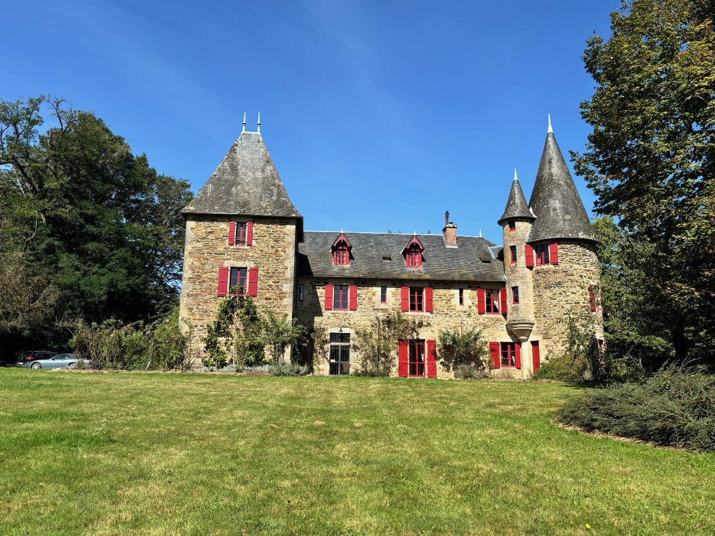 Chateau in Lagraulière, Nouvelle-Aquitaine, France