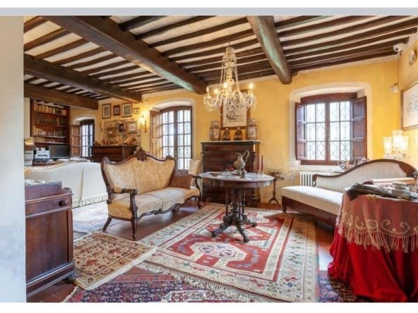 Country House in Lucca, Tuscany, Italy