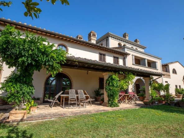 Estate in Rancolfo, Umbria, Italy