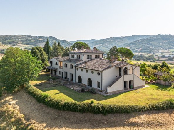 Estate in Rancolfo, Umbria, Italy