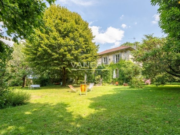 House in Bagneux, Île-de-France, France