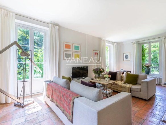 House in Bagneux, Île-de-France, France