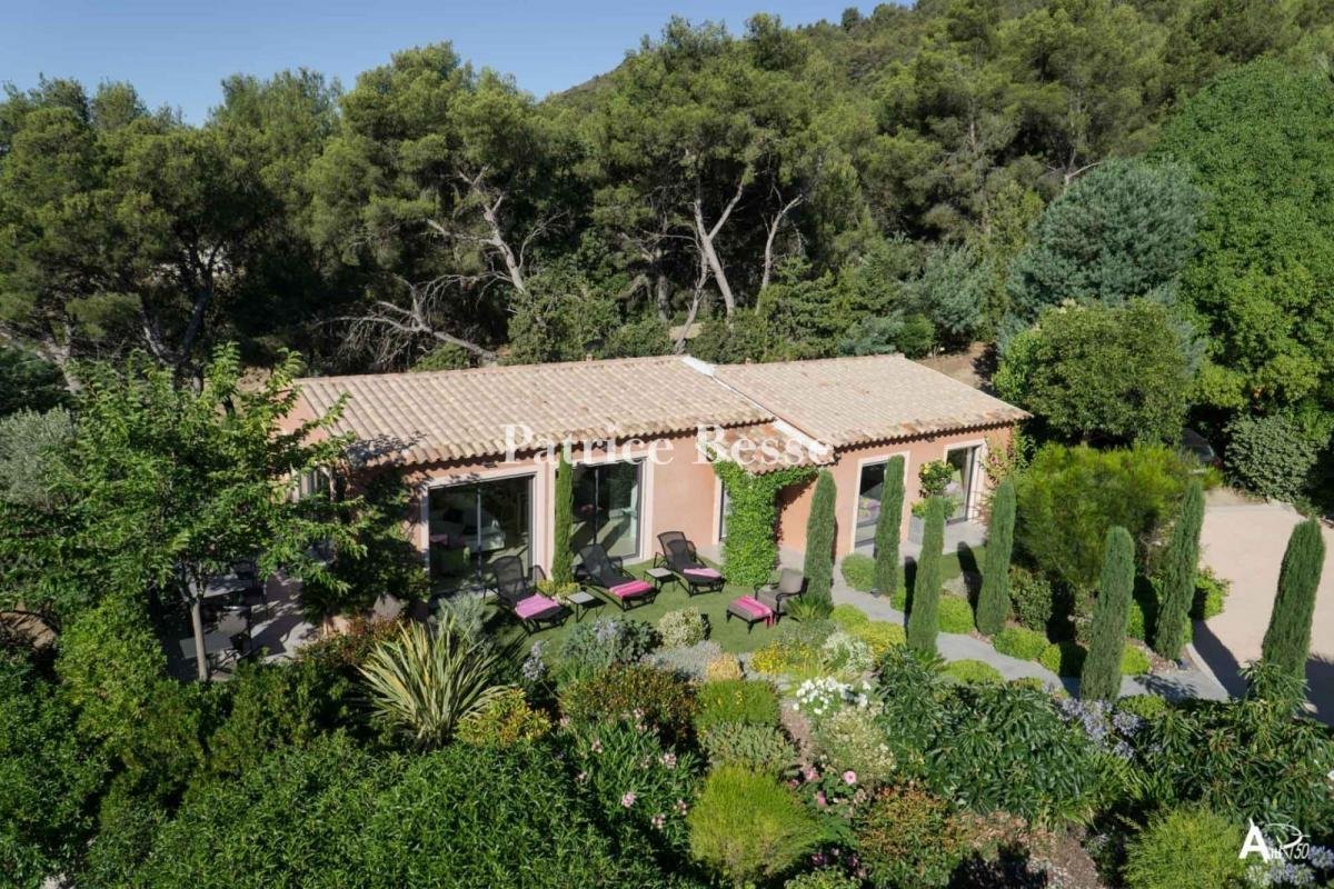 House in Carqueiranne, Provence Alpes Côte D’azur, France