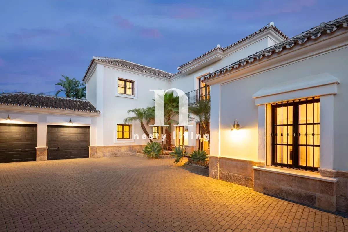House in El Paraíso, Andalusia, Spain