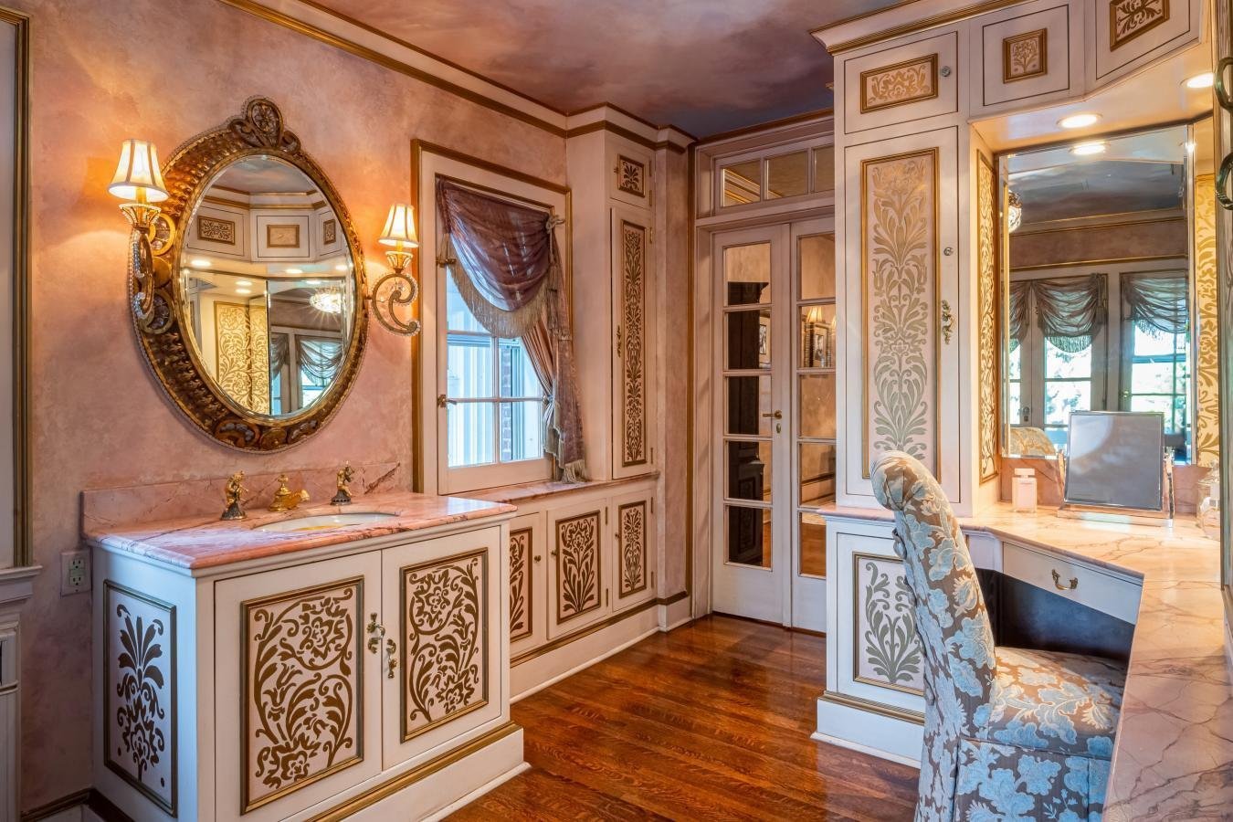 House in Fayetteville, New York, United States