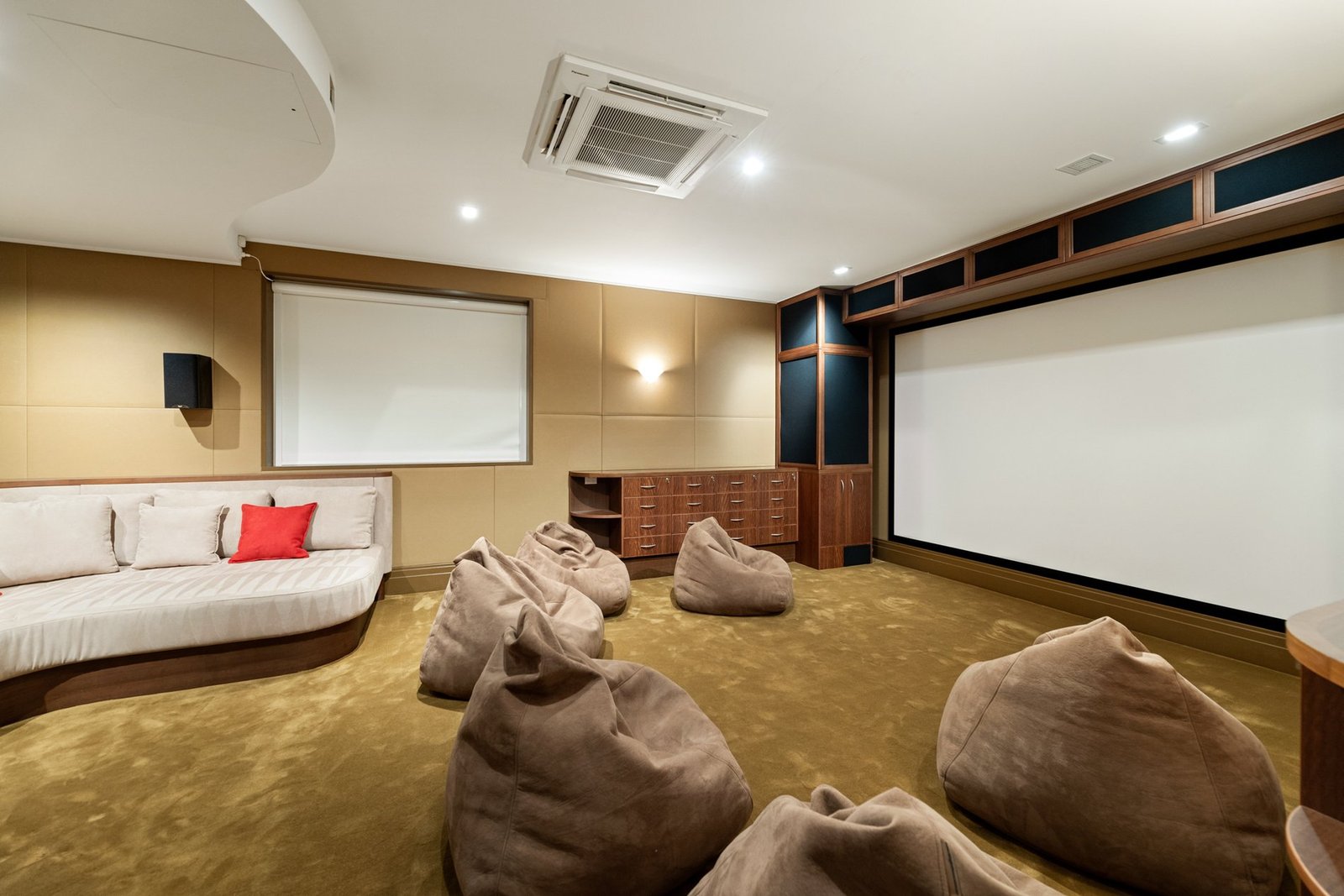 House in Kewarra Beach, Queensland, Australia