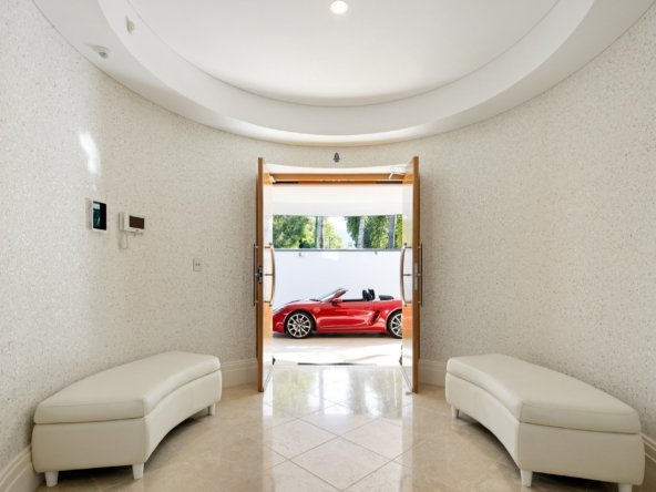 House in Kewarra Beach, Queensland, Australia
