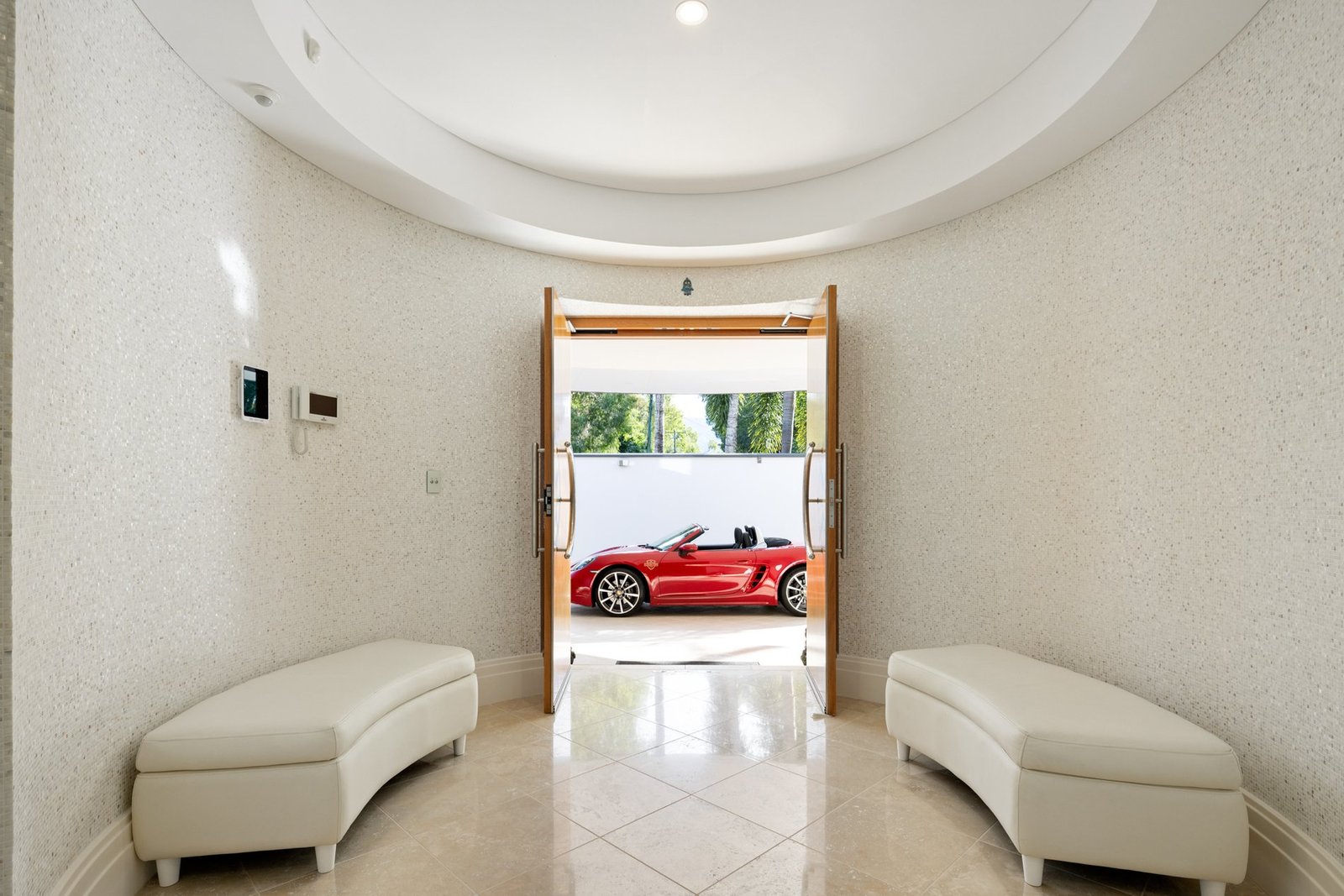 House in Kewarra Beach, Queensland, Australia