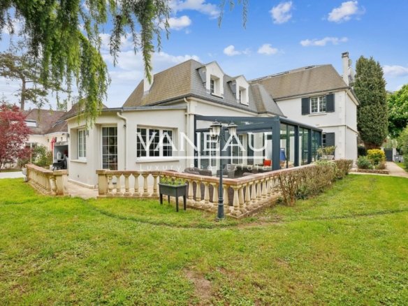 House in Maisons-Laffitte, Île-de-France, France