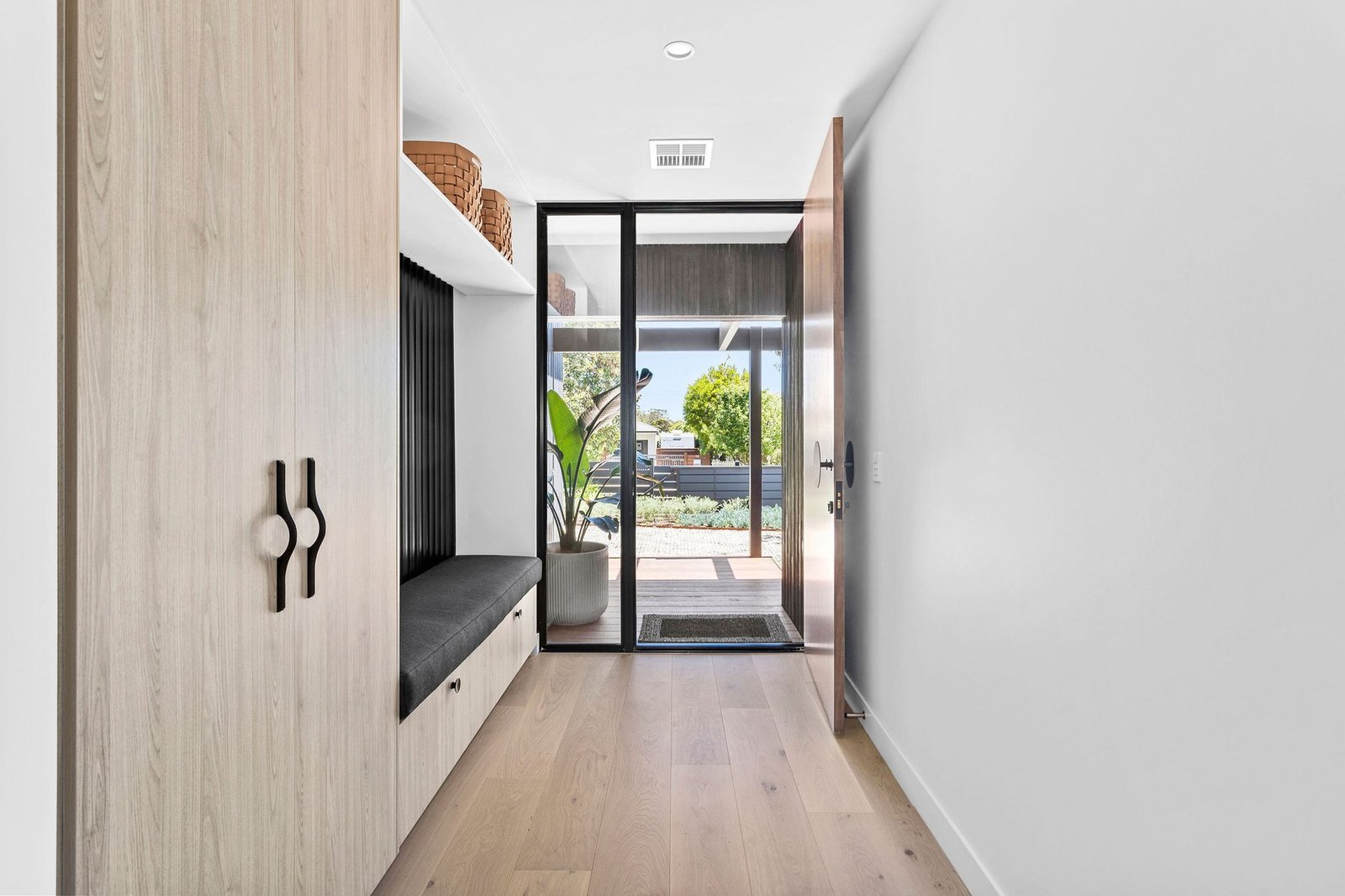 House in Mount Martha, Victoria, Australia