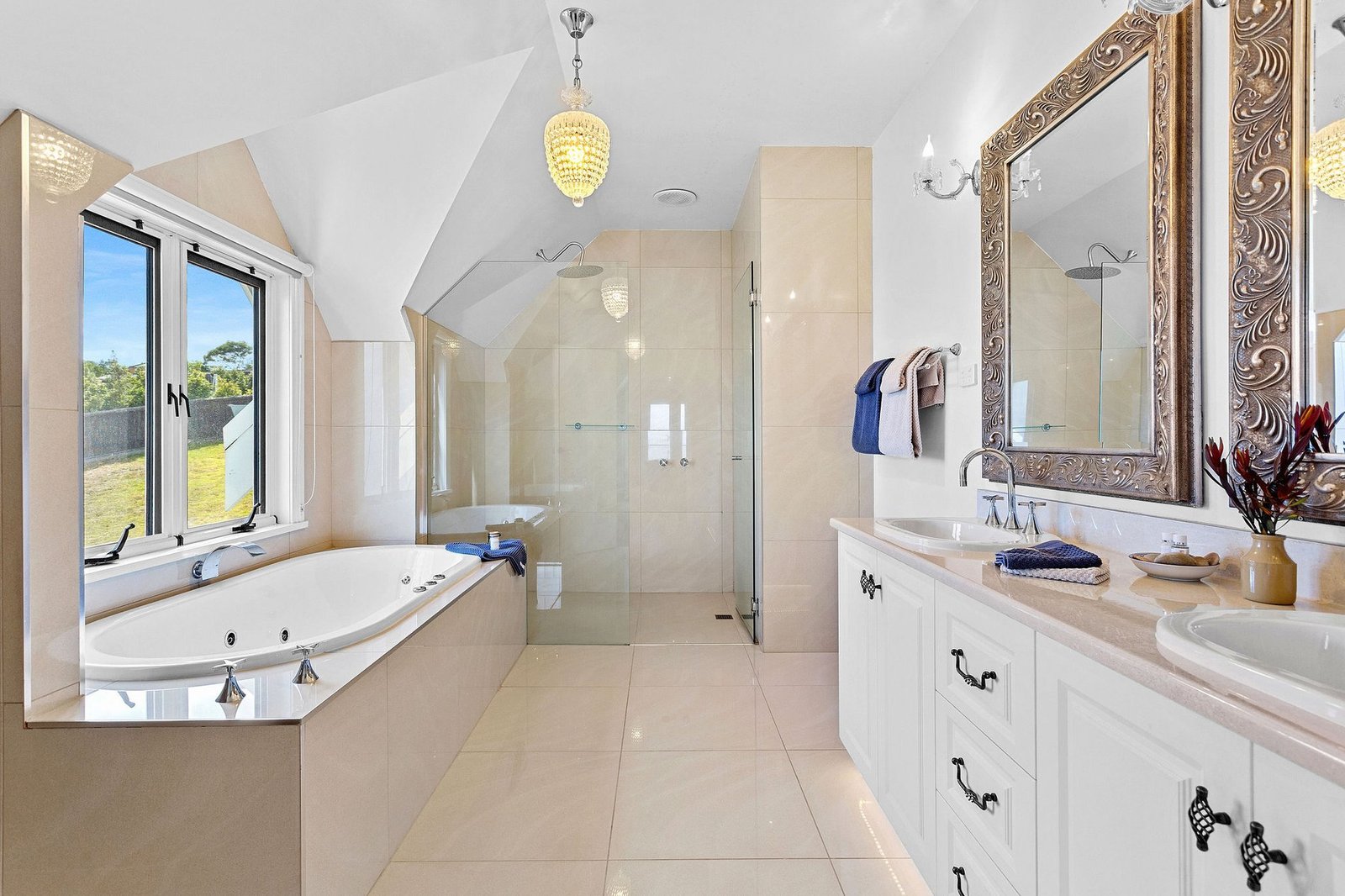 House in Mount Martha, Victoria, Australia