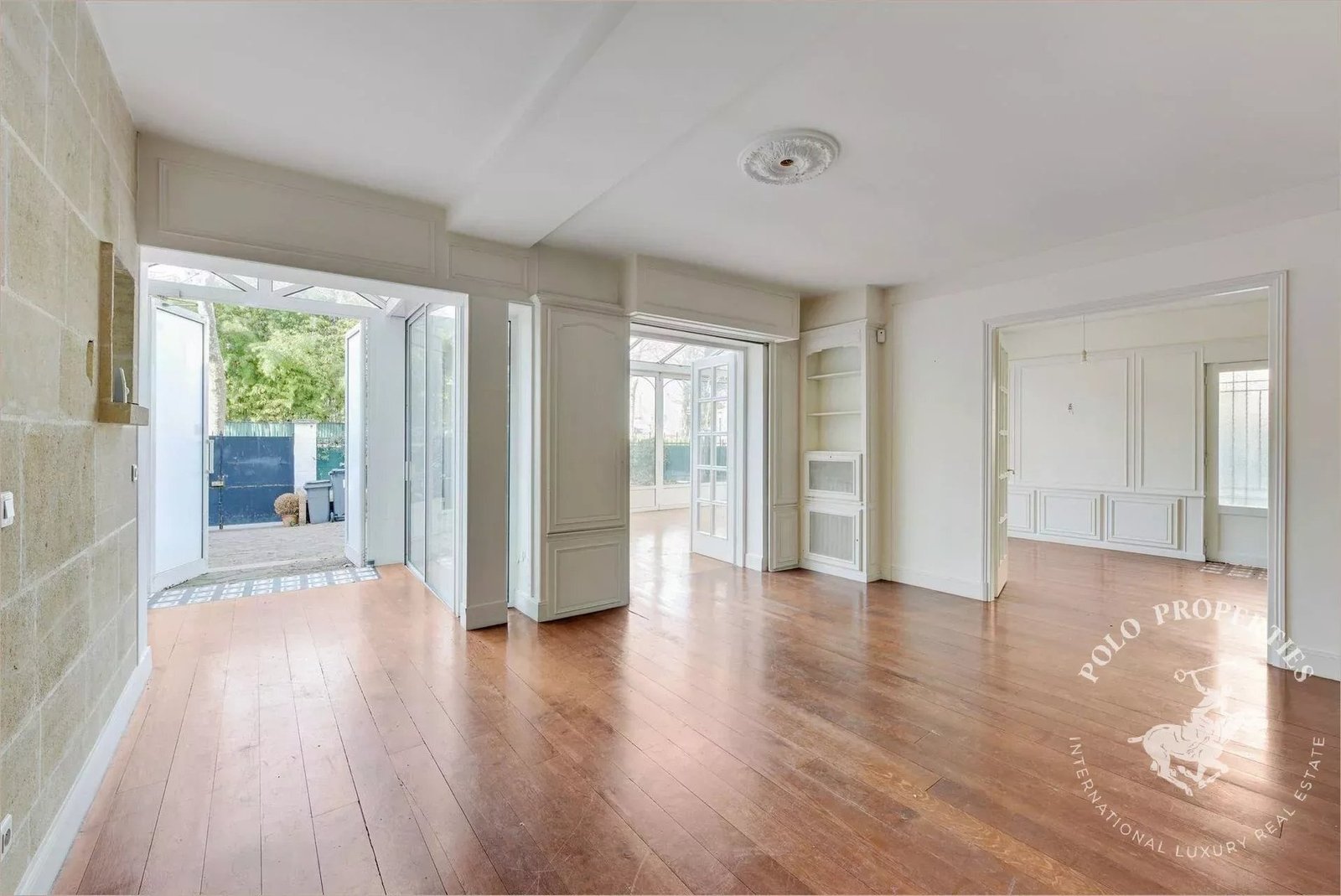 House in Neuilly-sur-Seine, Île-de-France, France
