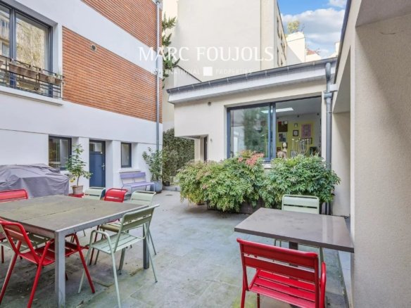 House in Paris, Île-de-France, France