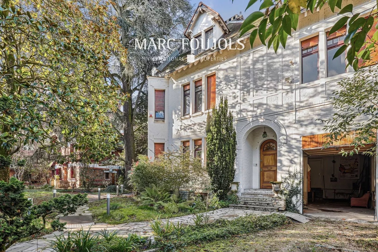 House in Paris, Île-de-France, France