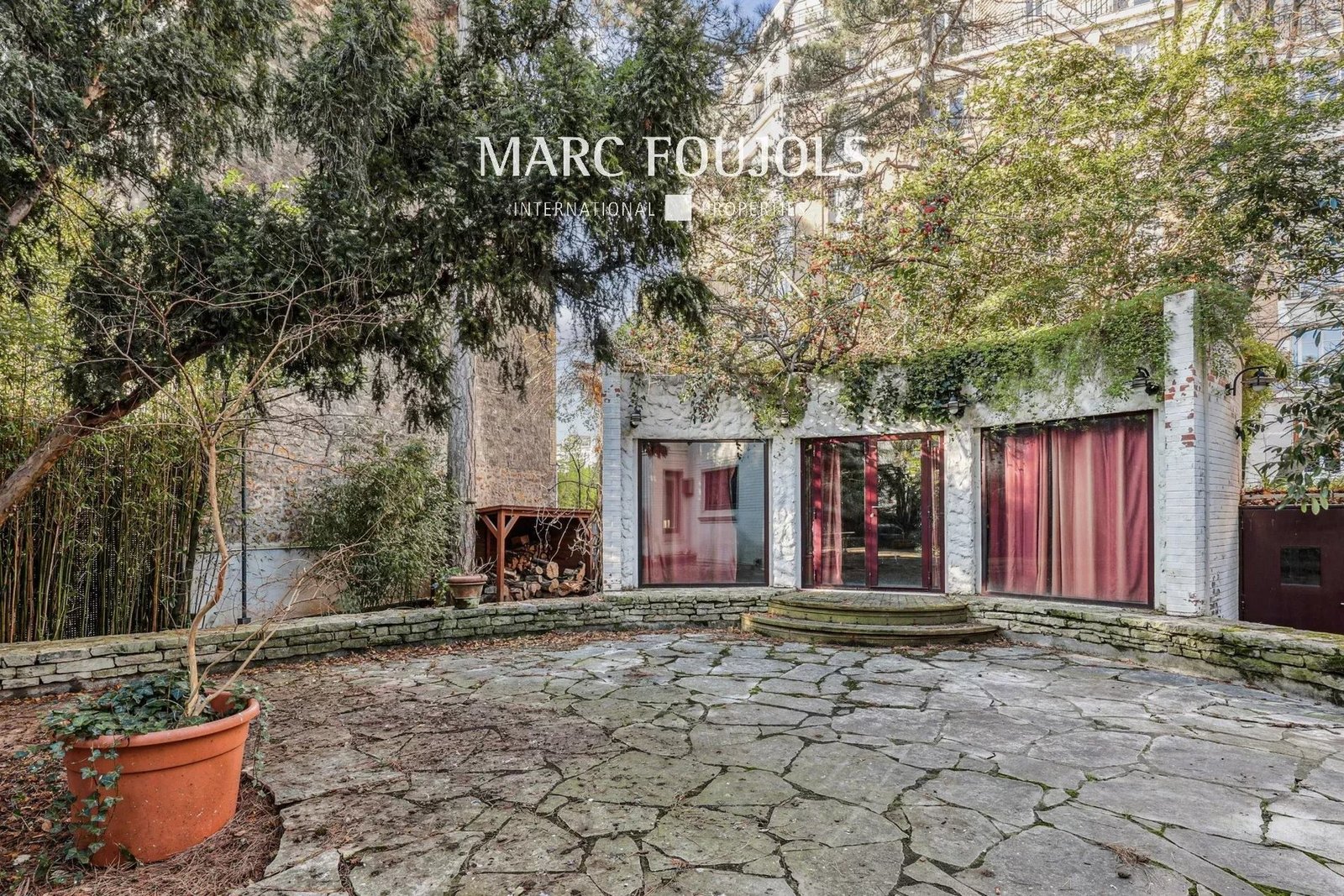 House in Paris, Île-de-France, France