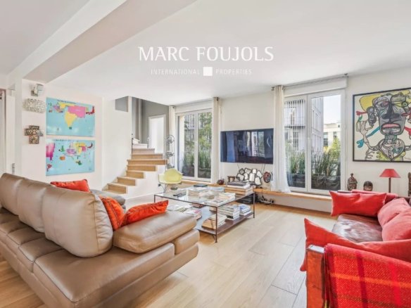 House in Paris, Île-de-France, France