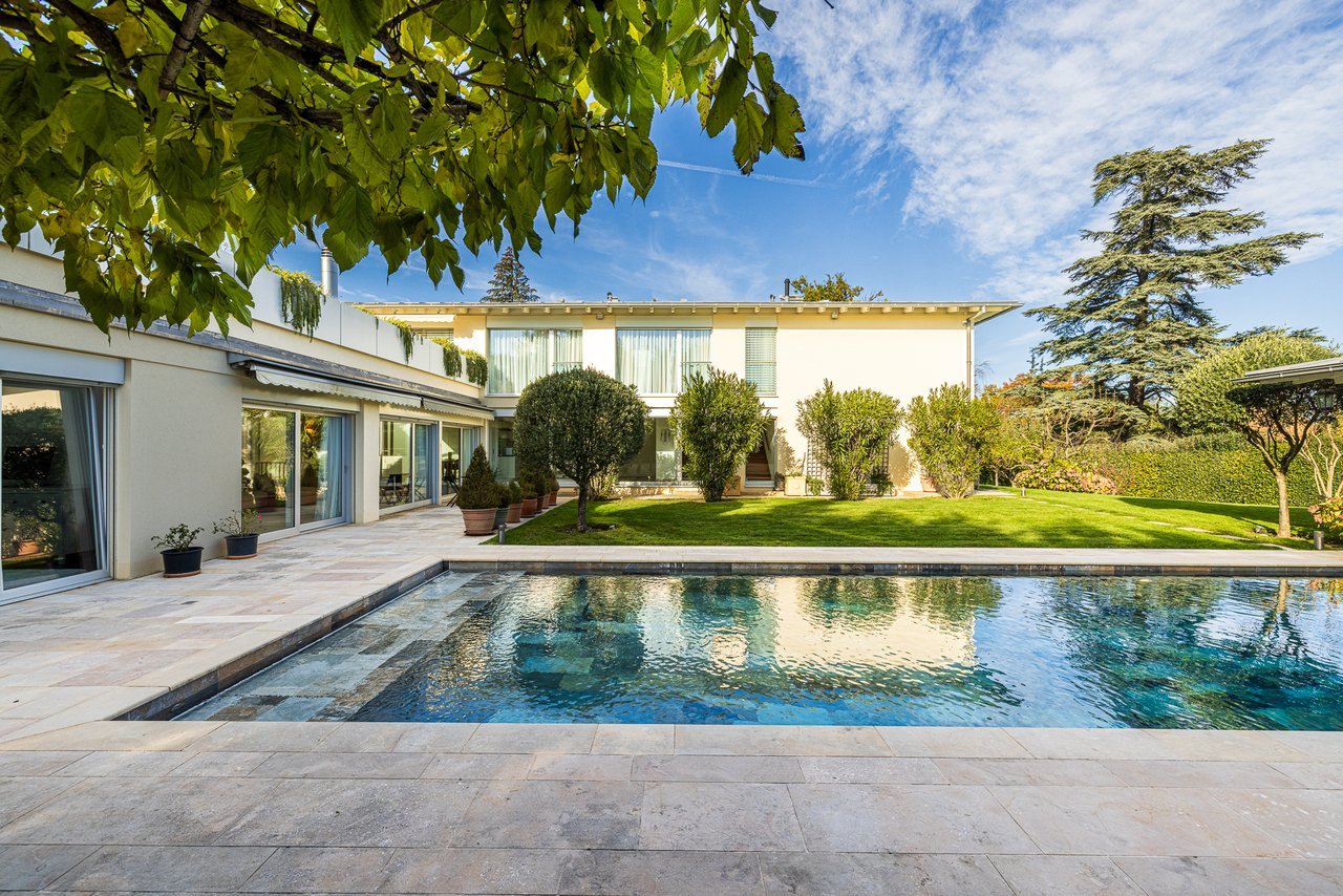 House in Pregny-Chambésy, Genève, Switzerland