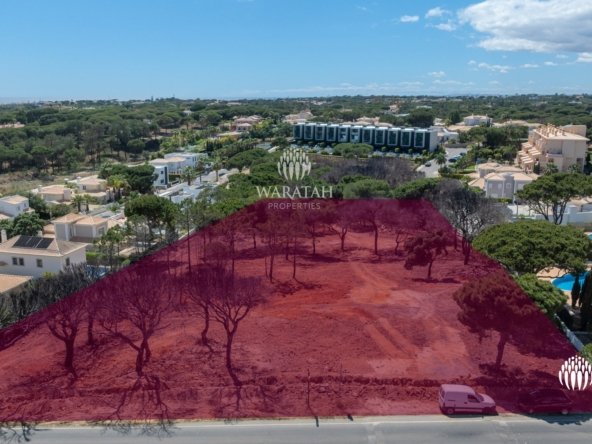 Land in Almancil, Faro District, Portugal
