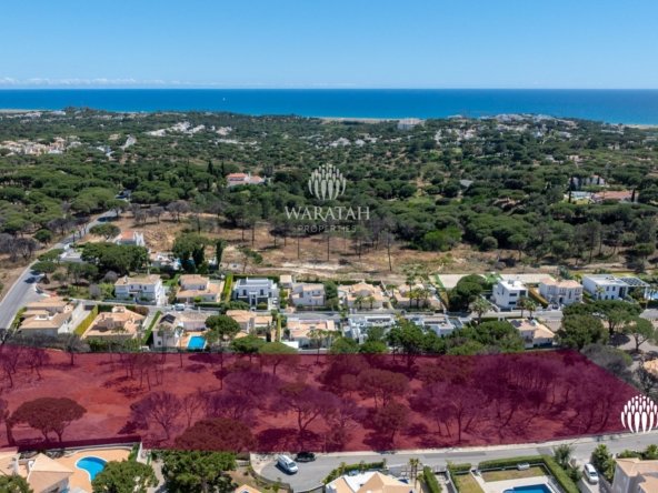Land in Almancil, Faro District, Portugal