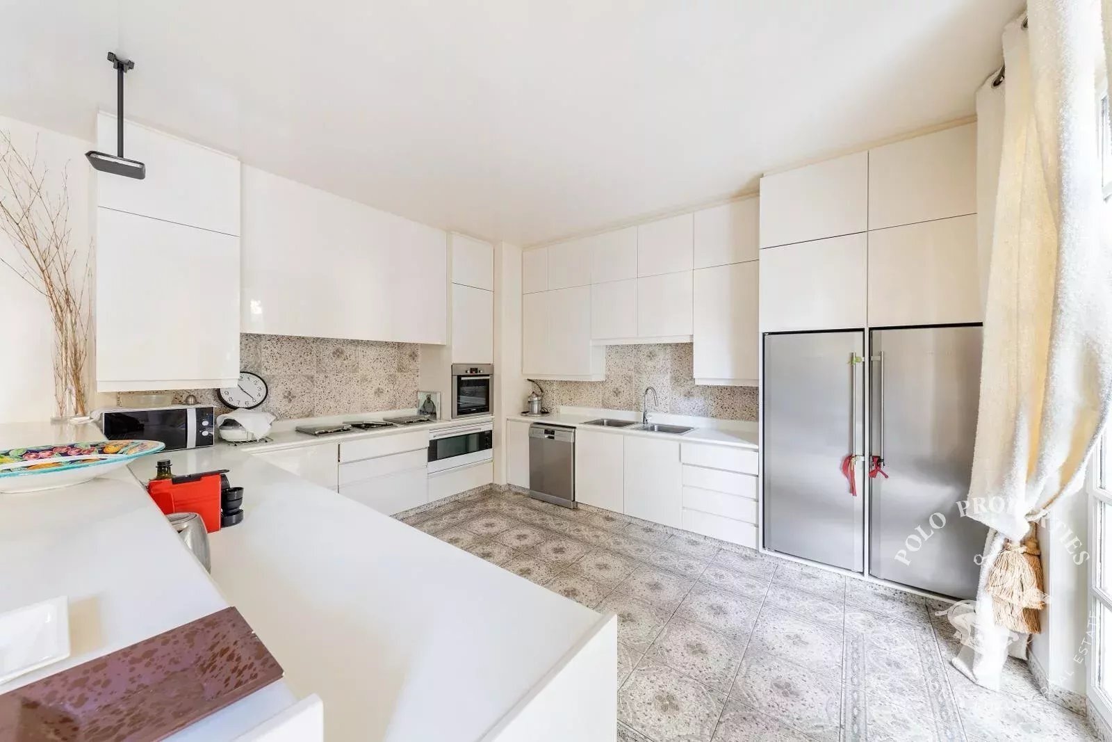 Neuilly-sur-Seine, Île-de-France, France