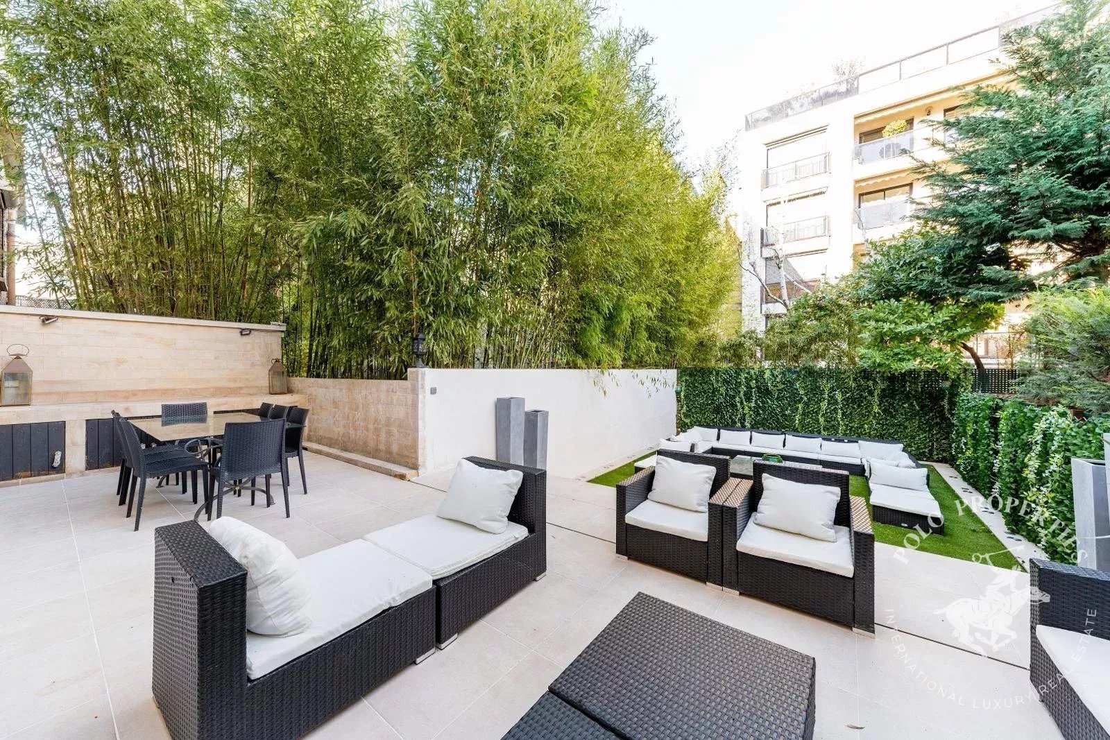 Neuilly-sur-Seine, Île-de-France, France