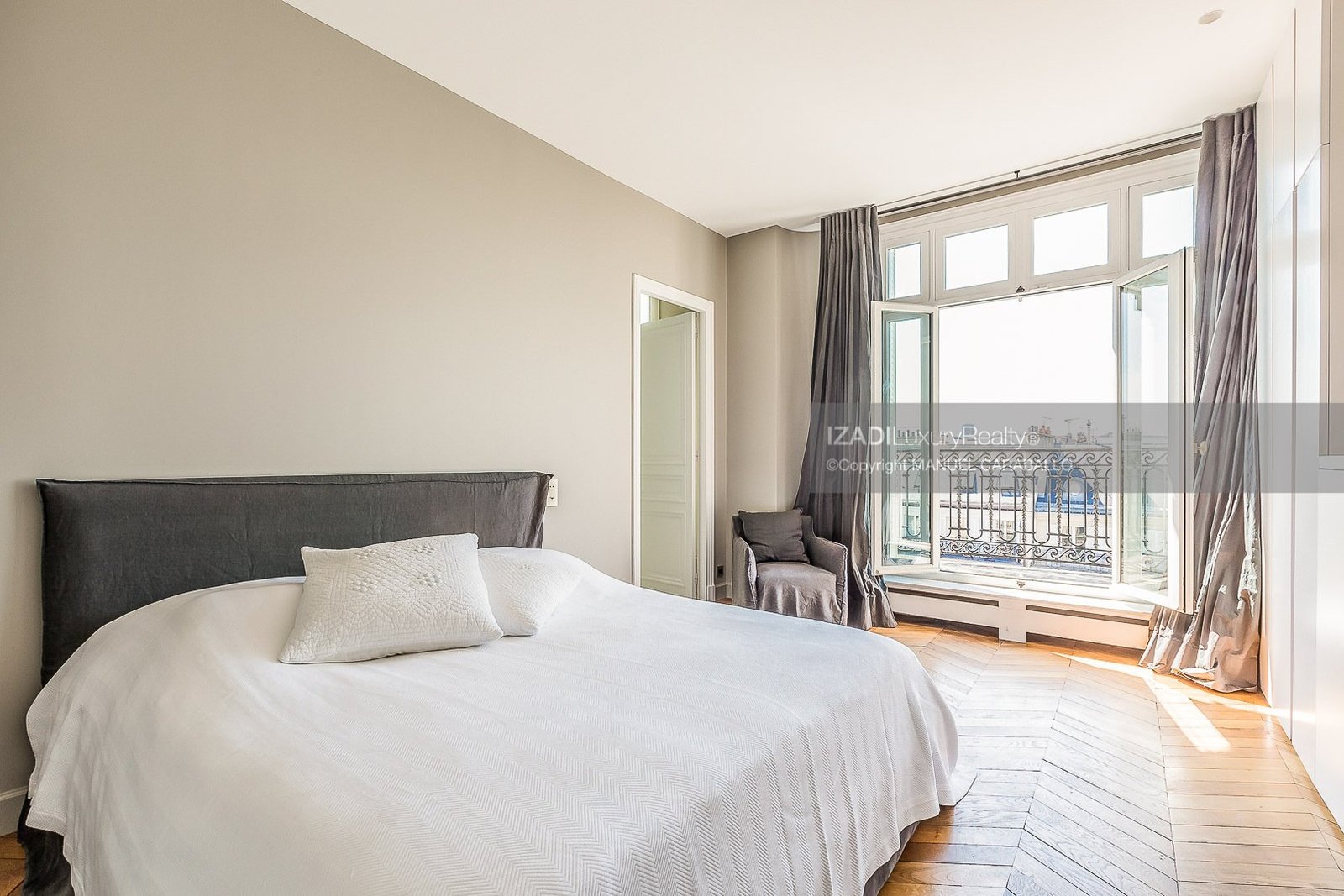 Paris, Île-de-France, France
