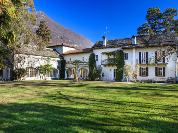 Villa in Cugnasco, Ticino, Switzerland