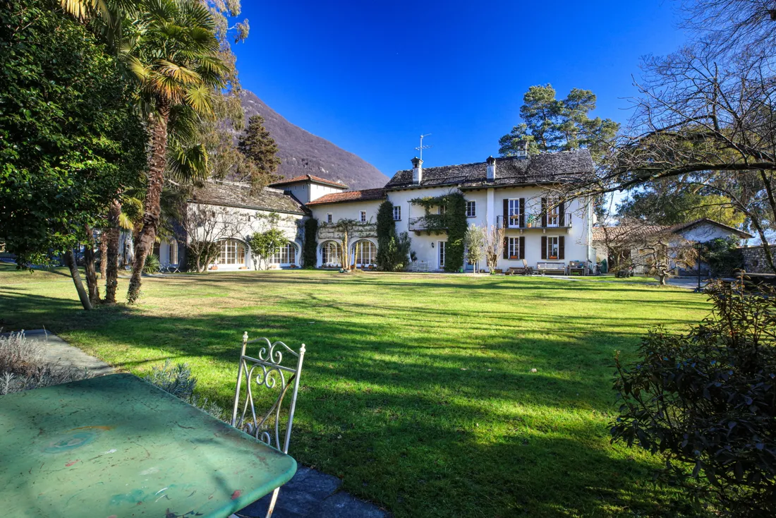 Villa in Cugnasco, Ticino, Switzerland