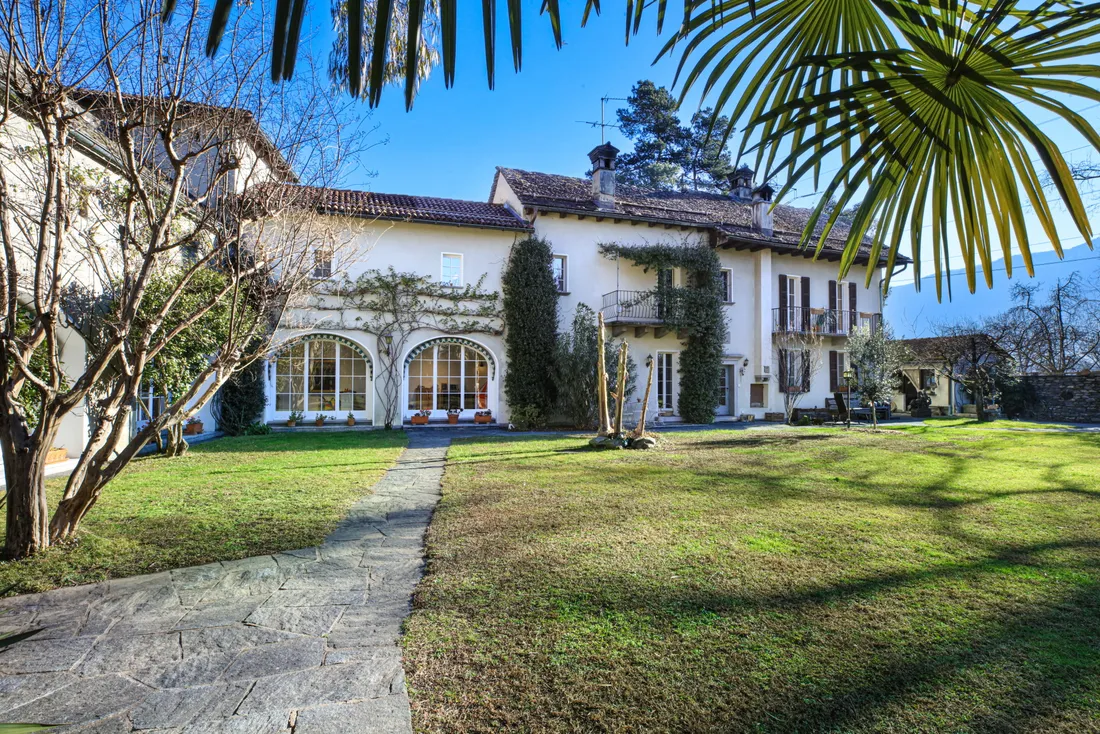 Villa in Cugnasco, Ticino, Switzerland