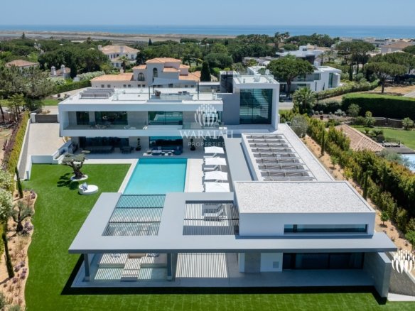 Villa in Almancil, Faro District, Portugal