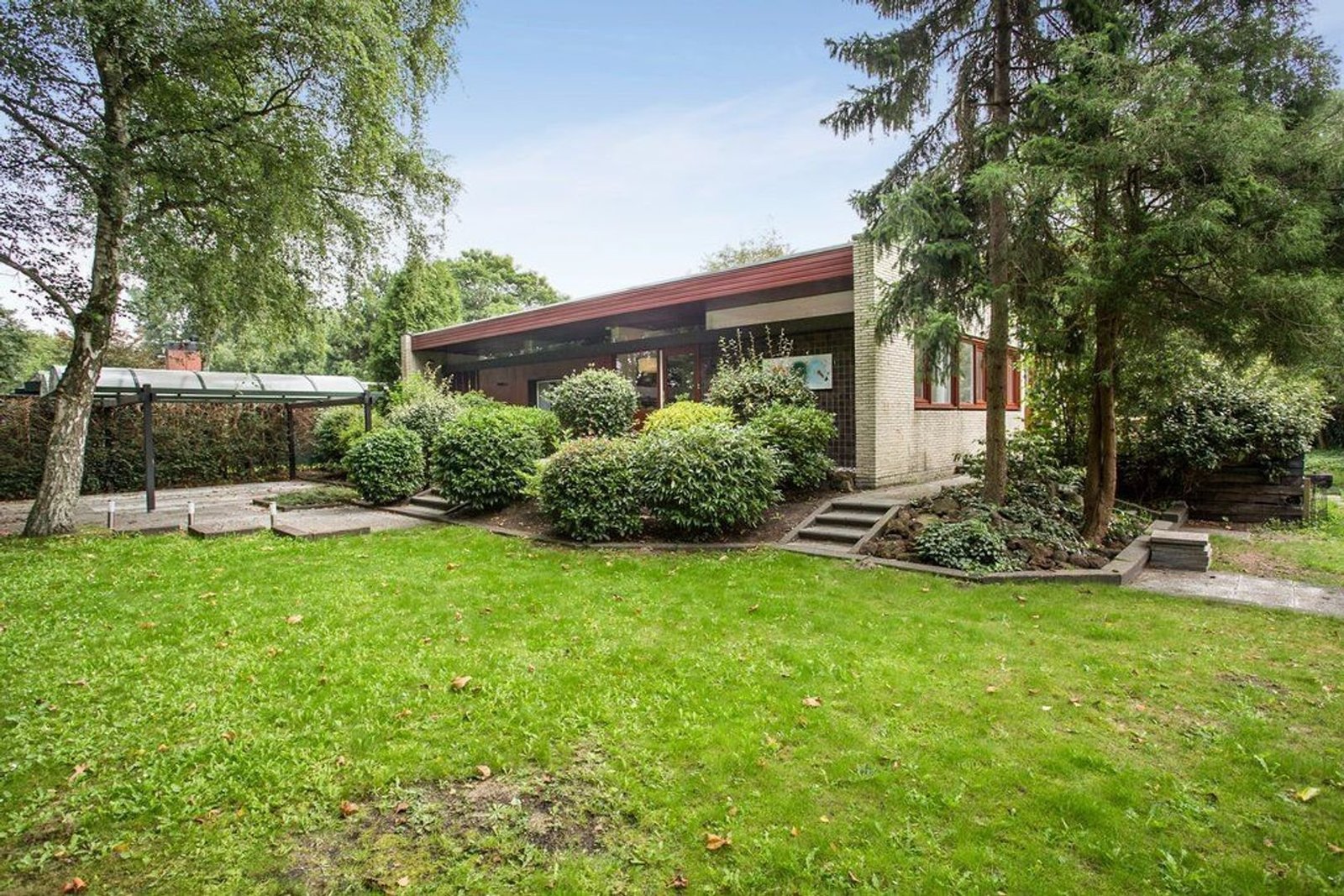 Villa in Apollobuurt, North Holland, Netherlands