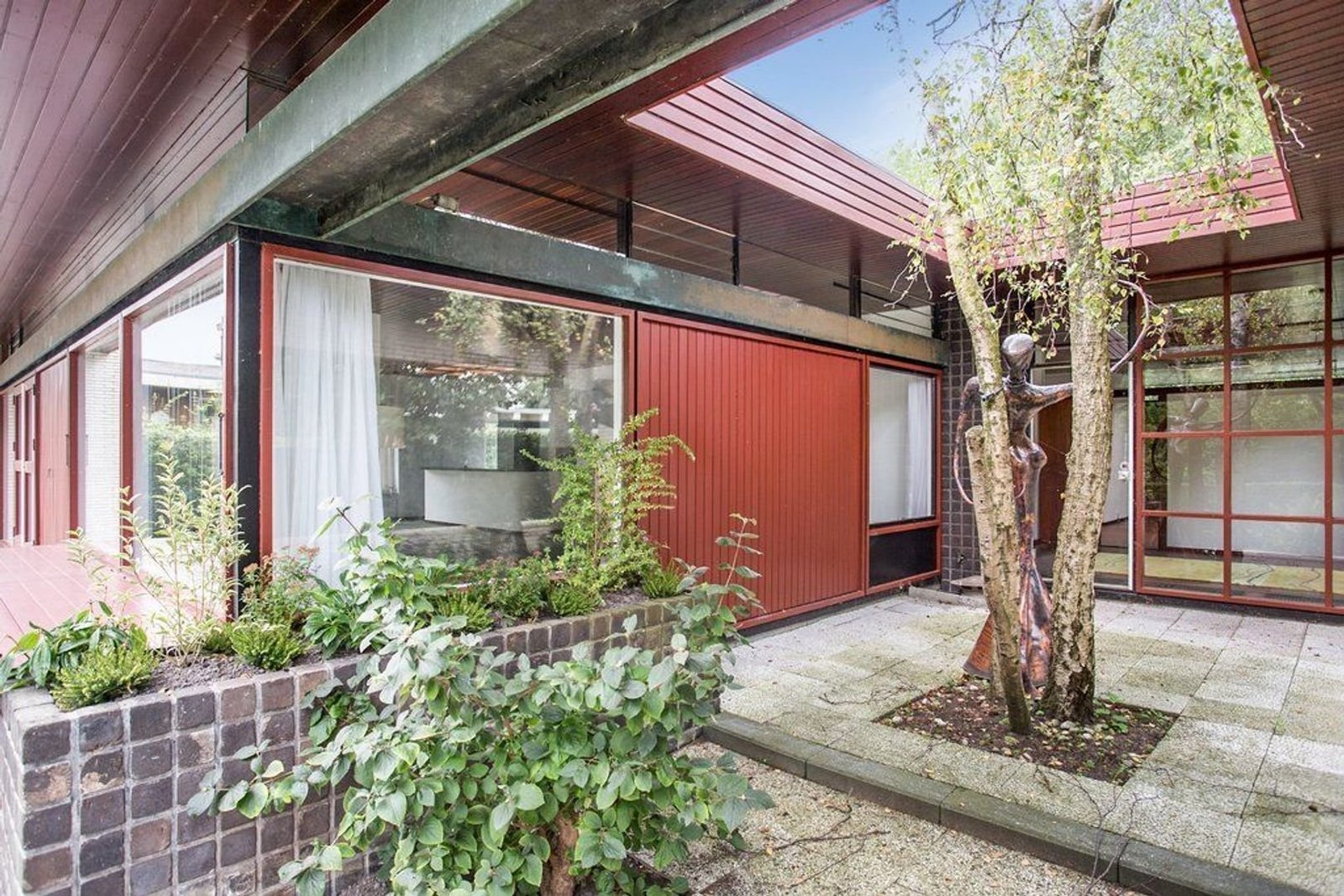 Villa in Apollobuurt, North Holland, Netherlands