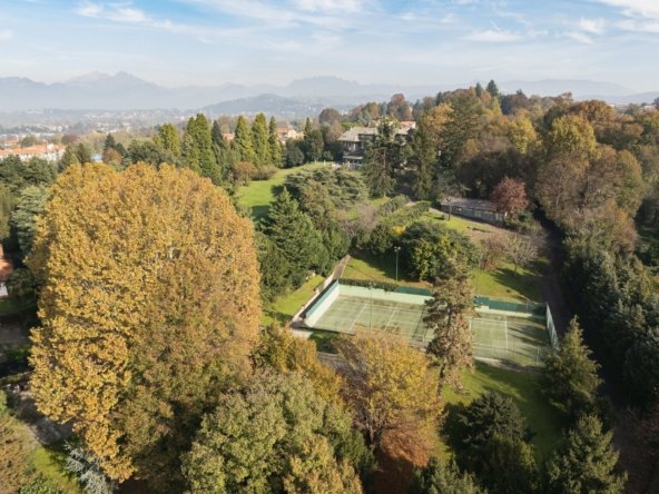 Villa in Besana in Brianza, Lombardy, Italy