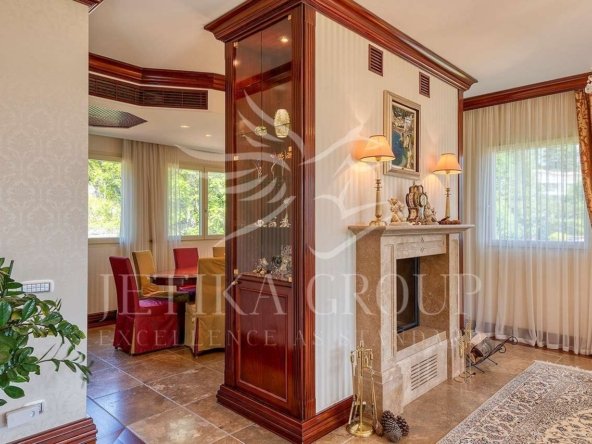 Villa in Collina d'Oro, Ticino, Switzerland
