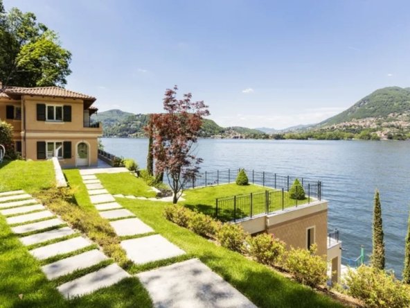 Villa in Como, Lombardy, Italy
